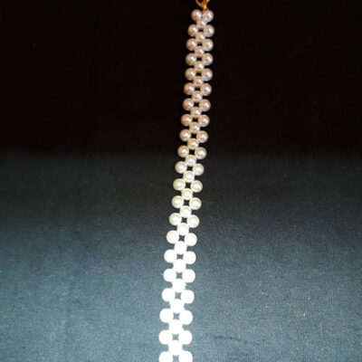 Pulseira trabalhada em perola